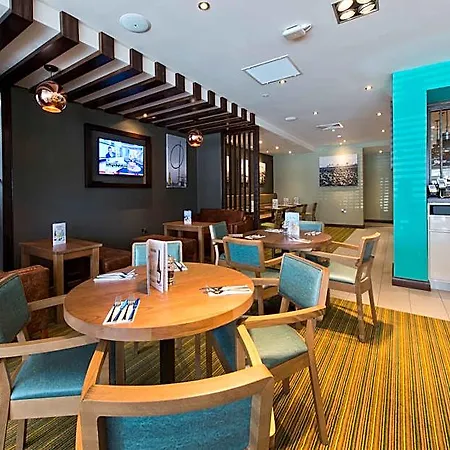 Premier Town Centre Hotel